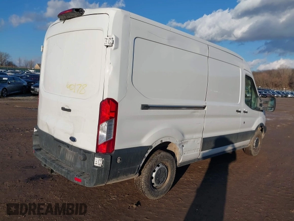 2018 Ford Transit with VIN 1FTBW2CM4JKA87232, listed as a IAAI auction lot 41660178 with 85,071 mi miles and . Bid and sale history available at DreamBid. Image 4.
