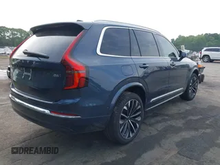 2025 Volvo XC90 z VIN YV4062PG4S1349248, wystawiony jako IAAI lot #42080418 z przebiegiem 3140 mil mil oraz . Historia ofert i sprzedaży dostępna na DreamBid. Obrazek 4.