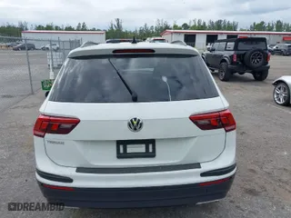 2021 Volkswagen Tiguan S with VIN 3VV1B7AX9MM119690, listed as a IAAI auction lot 41352383 with 27,149 mi miles. Bid and sale history available at carsss.com. Image 16.