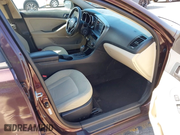 2011 Kia Optima LX with VIN KNAGM4A73B5078538, listed as a IAAI auction lot 41694077 with 217,822 mi miles and . Bid and sale history available at DreamBid. Image 5.