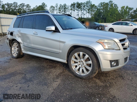 2011 Mercedes-Benz GLK 350 with VIN WDCGG8HB2BF629770, listed as a Copart auction lot 66070374 with 215,199 mi miles and Salvage Title. Bid and sale history available at DreamBid. Image 4.