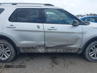 2013 Ford Explorer XLT z VIN 1FM5K7D84DGA93803, wystawiony jako IAAI lot #42131061 z przebiegiem 142 692 mil mil oraz . Historia ofert i sprzedaży dostępna na DreamBid. Obrazek 13.