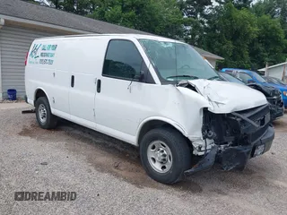 2020 Chevrolet Express Cargo with VIN 1GCWGAFGXL1232667, listed as a IAAI auction lot 42682111 with 90,751 mi miles and . Bid and sale history available at DreamBid. Image 1.