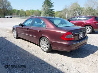 2008 Mercedes-Benz E-Class Luxury 3.5L with VIN WDBUF56X58B190815, listed as a IAAI auction lot 42026834 with 131,947 mi miles. Bid and sale history available at carsss.com. Image 3.
