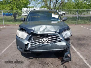 2010 Toyota Highlander Limited with VIN 5TDDK3EH4AS026823, listed as a IAAI auction lot 42165532 with 231,384 mi miles and . Bid and sale history available at DreamBid. Image 12.