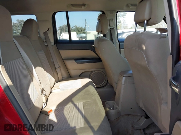 2016 Jeep Patriot Sport with VIN 1C4NJPBA4GD670087, listed as a IAAI auction lot 42141021 with 107,888 mi miles. Bid and sale history available at carsss.com. Image 8.