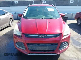 2015 Ford Escape SE with VIN 1FMCU0GX3FUC80207, listed as a IAAI auction lot 41665897 with 153,891 mi miles. Bid and sale history available at carsss.com. Image 6.