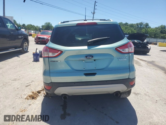 2013 Ford Escape Titanium с VIN 1FMCU0J98DUB77372, выставлен на аукционе Copart как лот 58006235 с пробегом 200 929 миль миль и Списание • Salvage title. История ставок и продаж доступна на DreamBid. Изображение 6.