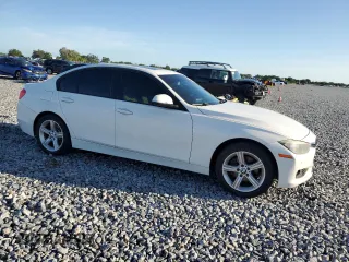 2014 BMW 3 Series 328i xDrive z VIN WBA3B5G53ENS07740, wystawiony jako Copart lot #61913665 z przebiegiem 149 874 mil mil oraz Czysty tytuł • Clean title. Historia ofert i sprzedaży dostępna na DreamBid. Obrazek 4.