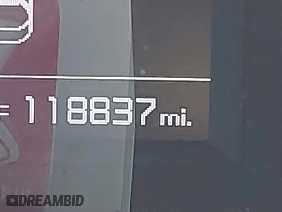 2015 Kia Cadenza Premium with VIN KNALN4D7XF5196941, listed as a IAAI auction lot 41480233 with 118,837 mi miles. Bid and sale history available at carsss.com. Image 16.
