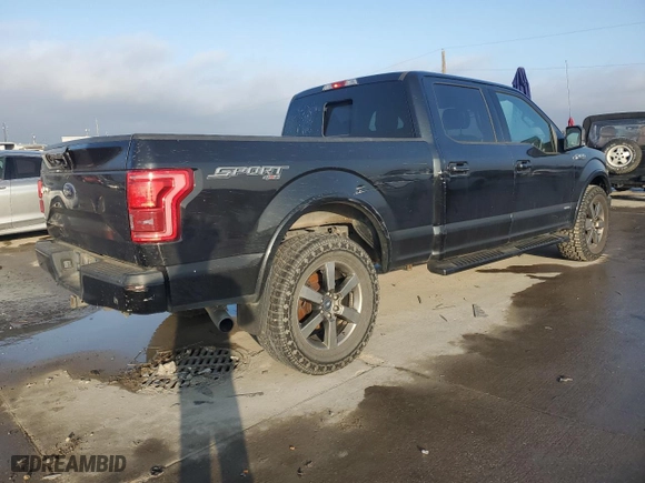 2015 Ford F-150 XLT w/HD Payload Pkg with VIN 1FTFW1EG3FFB43308, listed as a Copart auction lot 44330625 with 223,203 mi miles and Clean Title. Bid and sale history available at carsss.com. Image 3.