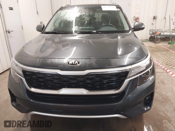 2021 Kia Seltos S with VIN KNDEUCA20M7133947, listed as a IAAI auction lot 41333131 with 28,106 mi miles. Bid and sale history available at carsss.com. Image 12.