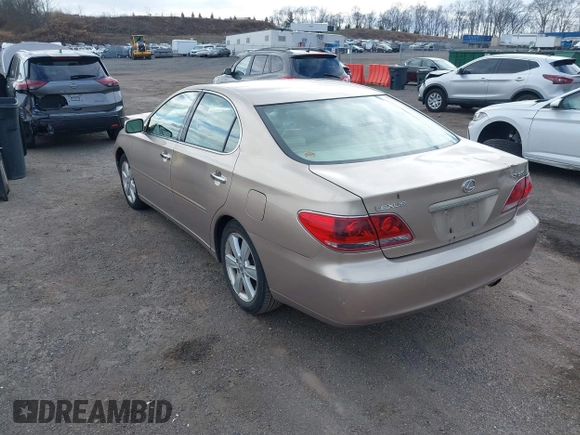 2005 Lexus ES 330 with VIN JTHBA30G255073920, listed as a IAAI auction lot 41886960 with 118,848 mi miles. Bid and sale history available at carsss.com. Image 3.