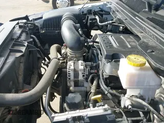 2022 Ram 1500 Rebel z VIN 1C6SRFLT4NN158883, wystawiony jako IAAI lot #43517383 z przebiegiem 45 447 mil mil oraz . Historia ofert i sprzedaży dostępna na DreamBid. Obrazek 21.