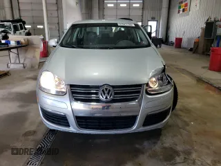 2009 Volkswagen Jetta z VIN 3VWAL71KX9M072304, wystawiony jako Copart lot #57027785 z przebiegiem 191 554 mil mil oraz Szkoda całkowita • Salvage title. Historia ofert i sprzedaży dostępna na DreamBid. Obrazek 5.