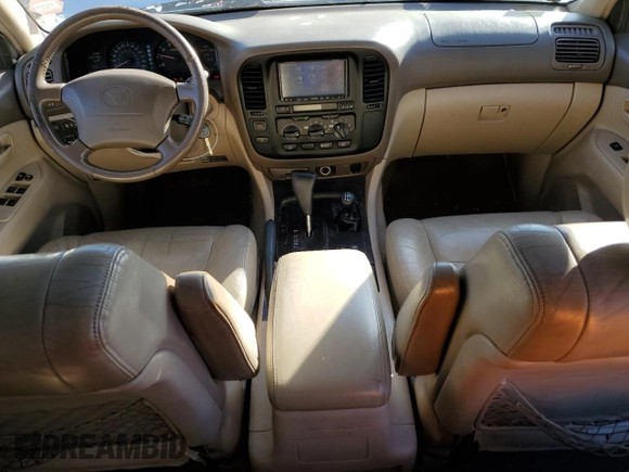 2000 Toyota Land Cruiser with VIN JT3HT05J9Y0121251, listed as a Copart auction lot 82313164 with 265,389 mi miles and Clean Title. Bid and sale history available at carsss.com. Image 8.