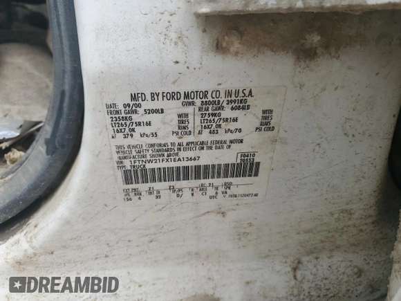 2001 Ford Super Duty F-250 XL with VIN 1FTNW21FX1EA13667, listed as a Copart auction lot 51072795 with 0 mi miles and Salvage Title. Bid and sale history available at carsss.com. Image 12.