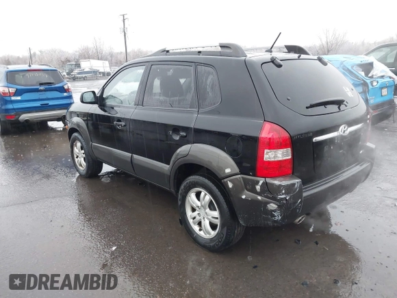 2007 Hyundai Tucson SE with VIN KM8JN72D17U637394, listed as a IAAI auction lot 41505971 with 209,747 mi miles and . Bid and sale history available at DreamBid. Image 3.