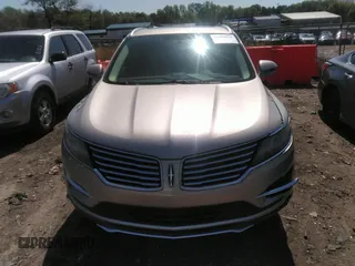 2015 Lincoln MKC z VIN 5LMCJ1A99FUJ41365, wystawiony jako IAAI lot #41985834 z przebiegiem 116 648 mil mil oraz . Historia ofert i sprzedaży dostępna na DreamBid. Obrazek 12.