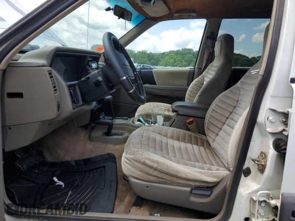 1995 Jeep Grand Cherokee Laredo с VIN 1J4GZ58S5SC724222, выставлен на аукционе Copart как лот 57837155 с пробегом 246 303 миль миль и Списание • Salvage title. История ставок и продаж доступна на DreamBid. Изображение 7.