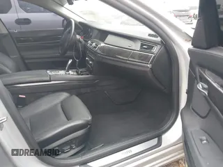 2011 BMW 7 Series 740Li with VIN WBAKB4C5XBC575254, listed as a IAAI auction lot 41617340 with 105,307 mi miles. Bid and sale history available at carsss.com. Image 5.