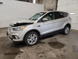 2017 Ford Escape SE z VIN 1FMCU9G97HUE08652, wystawiony jako Copart lot #60198395 z przebiegiem 81 403 mil mil oraz Szkoda całkowita • Salvage title. Historia ofert i sprzedaży dostępna na DreamBid. Obrazek 1.