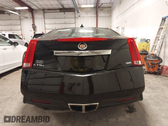 2011 Cadillac CTS Performance z VIN 1G6DL1ED3B0100075, wystawiony jako IAAI lot #41392627 z przebiegiem 124 775 mil mil oraz . Historia ofert i sprzedaży dostępna na DreamBid. Obrazek 16.