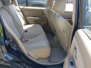 2008 Nissan Versa S z VIN 3N1BC13E08L354454, wystawiony jako IAAI lot #42441312 z przebiegiem 126 988 mil mil oraz . Historia ofert i sprzedaży dostępna na DreamBid. Obrazek 8.