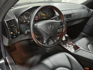 2002 Mercedes-Benz SL-Class with VIN WDBFA68FX2F204564, listed as a Copart auction lot 41923605 with 12,730 mi miles and Clean Title. Bid and sale history available at carsss.com. Image 9.