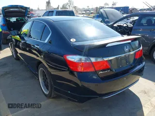 2013 Honda Accord LX z VIN 1HGCR2F34DA063328, wystawiony jako IAAI lot #41851912 z przebiegiem 152 014 mil mil oraz . Historia ofert i sprzedaży dostępna na DreamBid. Obrazek 3.