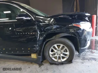 2019 Chevrolet Traverse LT Cloth with VIN 1GNERGKW7KJ255903, listed as a IAAI auction lot 41531037 with 79,768 mi miles. Bid and sale history available at carsss.com. Image 18.