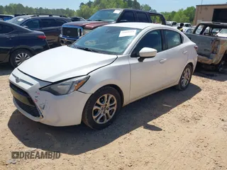 2017 Toyota Yaris z VIN 3MYDLBYV9HY183860, wystawiony jako IAAI lot #42060165 z przebiegiem 191 321 mil mil oraz . Historia ofert i sprzedaży dostępna na DreamBid. Obrazek 2.