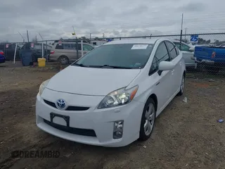 2010 Toyota Prius II with VIN JTDKN3DU5A0054601, listed as a IAAI auction lot 41670677 with 117,321 mi miles. Bid and sale history available at carsss.com. Image 2.