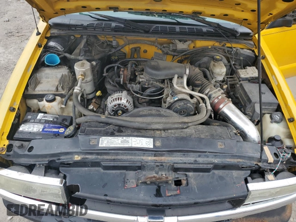 2002 Chevrolet S-10 LS with VIN 1GCCT19W128251633, listed as a Copart auction lot 44657705 with 181,895 mi miles and Clean Title. Bid and sale history available at carsss.com. Image 11.