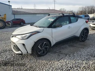 2022 Toyota C-HR XLE with VIN NMTKHMBX4NR145810, listed as a Copart auction lot 43066335 with 40,462 mi miles and Clean Title. Bid and sale history available at carsss.com. Image 1.