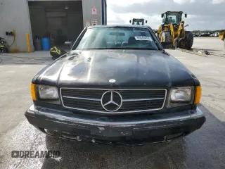 1982 MERCEDES-BENZ 380-CLASS SEC z VIN WDBCA43A1CB001087, wystawiony jako Copart lot #80049454 z przebiegiem 62 785 mil mil oraz Czysty tytuł • Clean title. Historia ofert i sprzedaży dostępna na DreamBid. Obrazek 5.