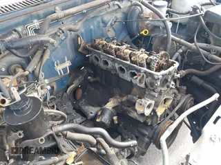 1994 Nissan Frontier z VIN 1N6SD11S4RC322264, wystawiony jako IAAI lot #41325955 z przebiegiem 153 524 mil mil oraz . Historia ofert i sprzedaży dostępna na DreamBid. Obrazek 15.