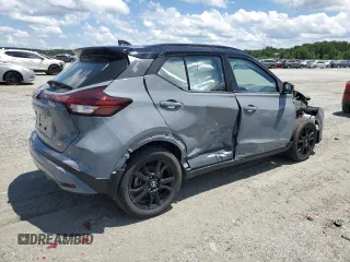 2021 Nissan Kicks SR z VIN 3N1CP5DV3ML466545, wystawiony jako Copart lot #61508705 z przebiegiem 47 446 mil mil oraz Szkoda całkowita • Salvage title. Historia ofert i sprzedaży dostępna na DreamBid. Obrazek 3.
