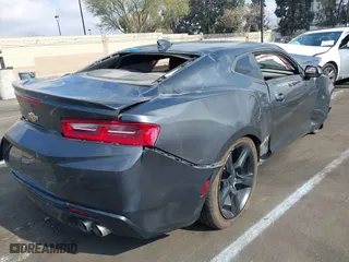 2018 Chevrolet Camaro 1LT with VIN 1G1FB1RS0J0168357, listed as a IAAI auction lot 41428485 with 1 mi miles. Bid and sale history available at carsss.com. Image 4.