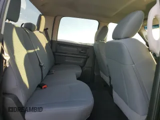 2018 Ram 1500 Express z VIN 3C6RR7KG3JG203310, wystawiony jako Copart lot #82222274 z przebiegiem 84 017 mil mil oraz Szkoda całkowita • Salvage title. Historia ofert i sprzedaży dostępna na DreamBid. Obrazek 10.