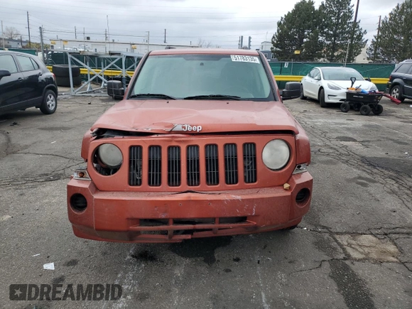 2008 Jeep Patriot Sport with VIN 1J8FF28W08D660744, listed as a Copart auction lot 51783135 with 196,158 mi miles and Salvage Title. Bid and sale history available at carsss.com. Image 5.