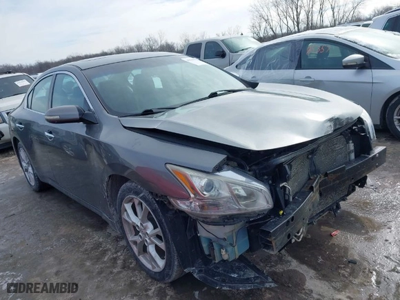2014 Nissan Maxima 3.5 S with VIN 1N4AA5AP4EC475429, listed as a IAAI auction lot 41566940 with 148,691 mi miles. Bid and sale history available at carsss.com. Image 1.