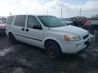 2007 Chevrolet Uplander LS Fleet with VIN 1GNDV23117D157887, listed as a IAAI auction lot 41635044 with 158,883 mi miles. Bid and sale history available at carsss.com. Image 1.