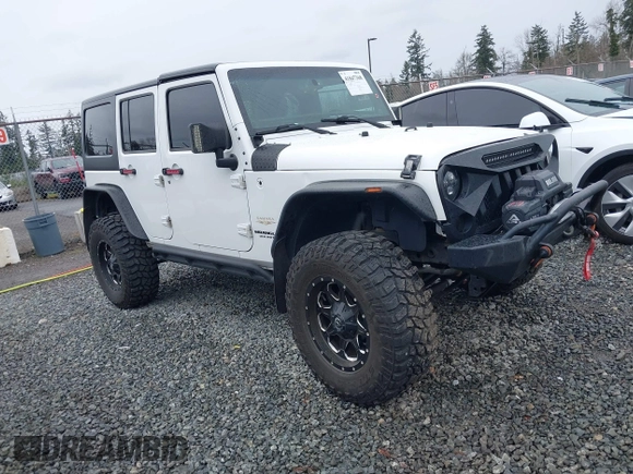 2014 Jeep Wrangler Unlimited Sahara with VIN 1C4BJWEG1EL127232, listed as a IAAI auction lot 41847368 with 109,975 mi miles. Bid and sale history available at carsss.com. Image 1.