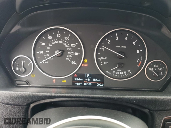 2013 BMW 3 Series 328i z VIN WBA3C1C55DF438319, wystawiony jako Copart lot #55293335 z przebiegiem 88 100 mil mil oraz Szkoda całkowita • Salvage title. Historia ofert i sprzedaży dostępna na DreamBid. Obrazek 9.