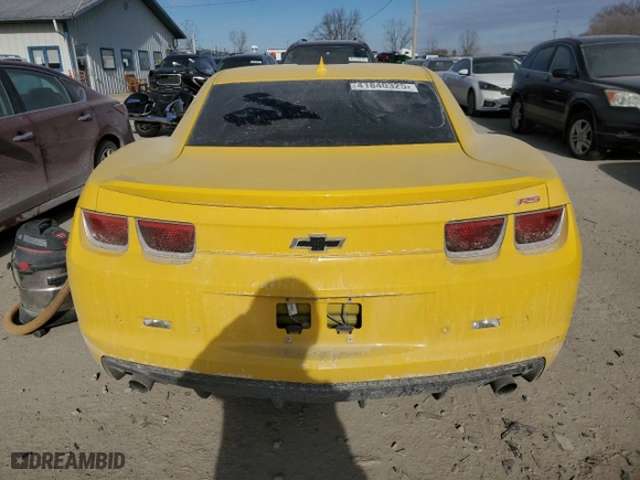 2013 Chevrolet Camaro LT with VIN 2G1FC1E38D9208027, listed as a Copart auction lot 41840325 with 68,167 mi miles and Salvage Title. Bid and sale history available at carsss.com. Image 6.