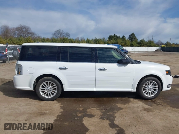2019 Ford Flex SEL z VIN 2FMGK5C82KBA28953, wystawiony jako IAAI lot #41790580 z przebiegiem 112 592 mil mil oraz . Historia ofert i sprzedaży dostępna na DreamBid. Obrazek 14.