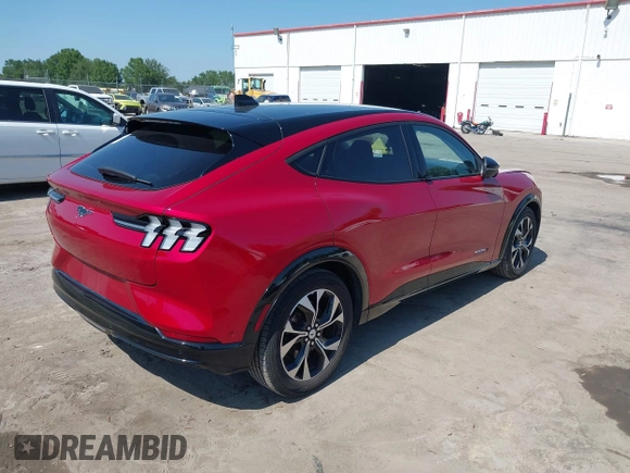 2023 Ford Mustang Mach-E Premium z VIN 3FMTK3SU3PMA70202, wystawiony jako IAAI lot #42291558 z przebiegiem 16 333 mil mil oraz . Historia ofert i sprzedaży dostępna na DreamBid. Obrazek 4.