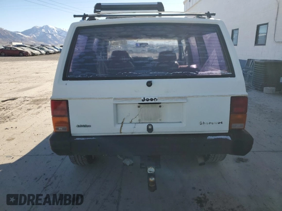 1988 Jeep Cherokee with VIN 1JCMR7813JT058390, listed as a Copart auction lot 89071925 with 2,331,297 mi miles and Clean title. Bid and sale history available at DreamBid. Image 6.