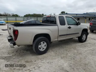 2008 GMC Canyon SLE1 with VIN 1GTDT19E288142621, listed as a Copart auction lot 45295525 with 165,117 mi miles and Salvage Title. Bid and sale history available at carsss.com. Image 3.